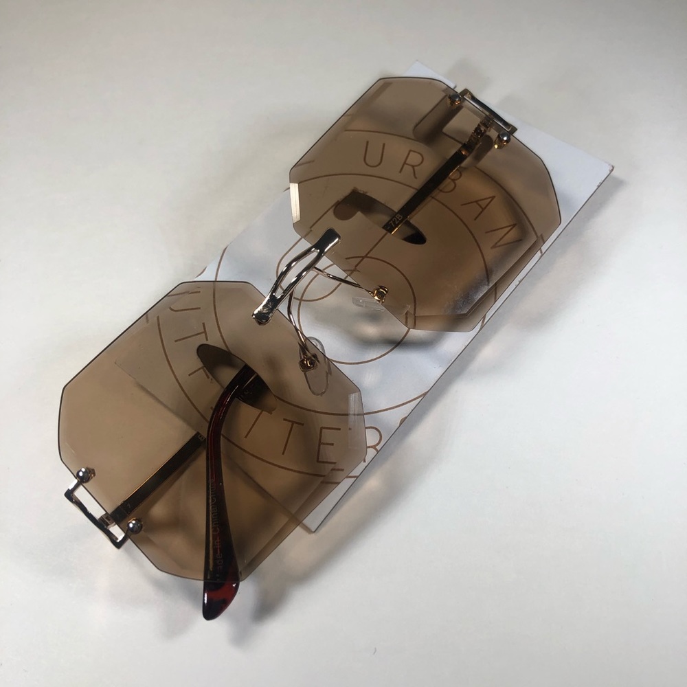 NWT Urban Outfitters Brown Tint Square Sunglasses